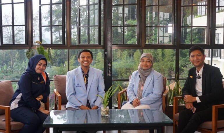 Sadar Kesehatan Nava Adakan Health Talk Nyeri Punggung Bawah Nbsp Bersama Rs Jih Solo