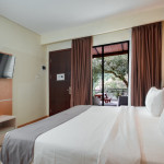 Pool Side Room