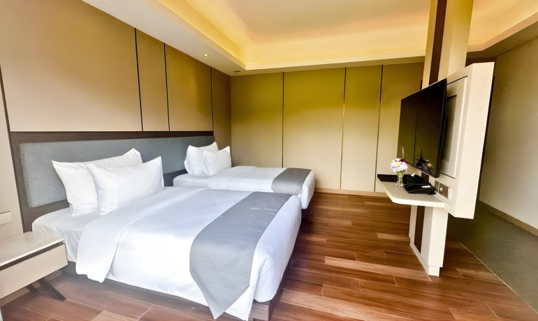 Premier Room